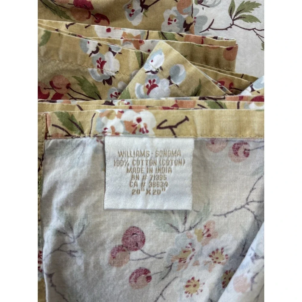 Williams Sonoma Cherry Blossom Tablecloth 65 x 100